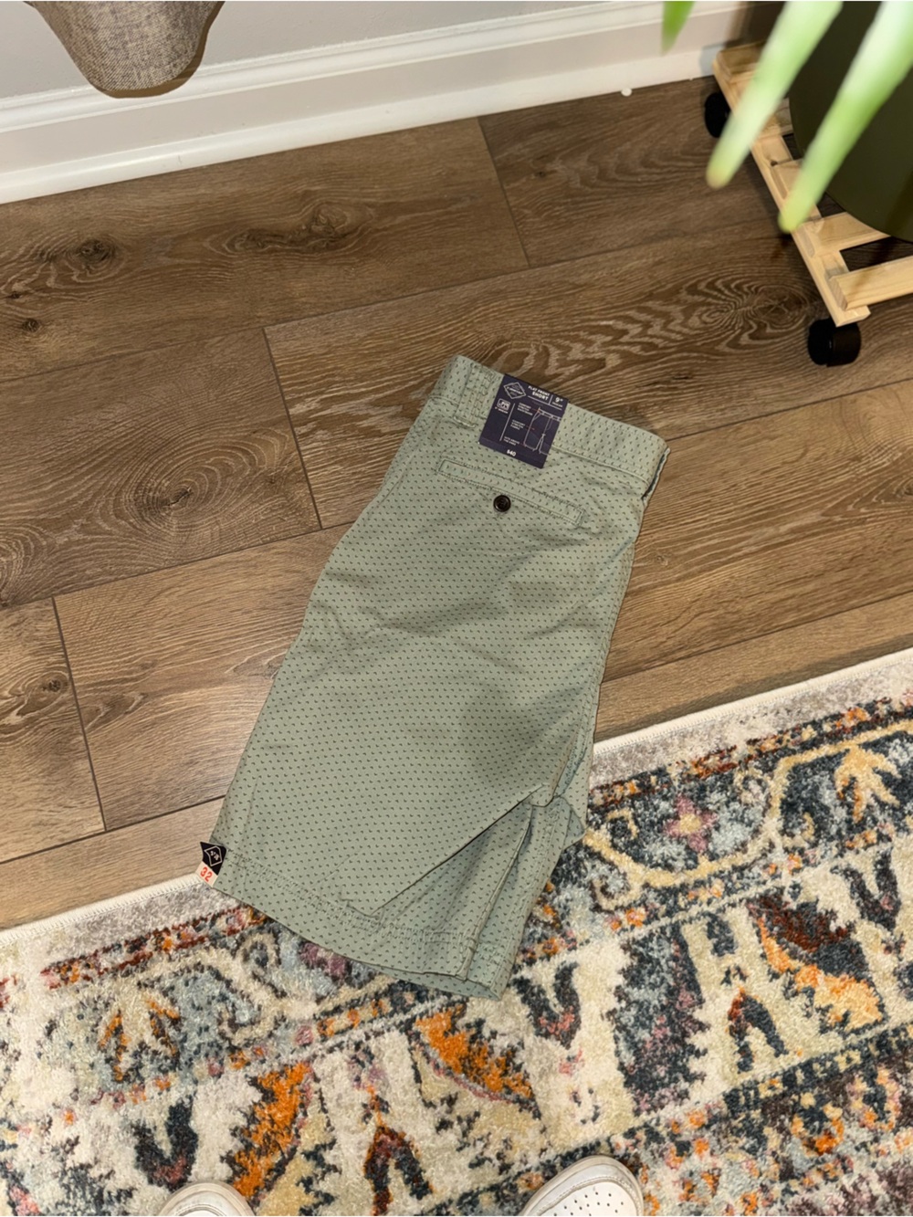 Saint John's Bay Active Men's Sage Green Cargo Shorts